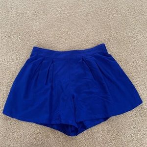 Blue Short